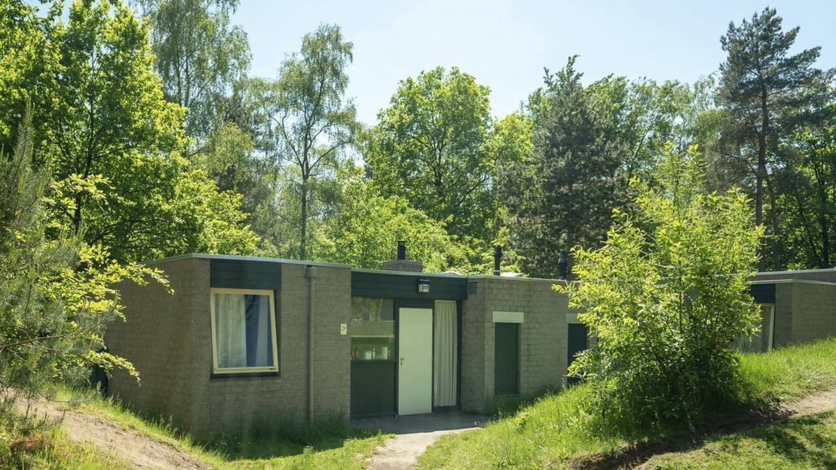 Hapert House | 10-person bungalow in the holiday park Landal Het Vennenbos