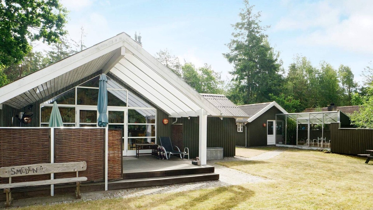Store Fuglede House | 10 person holiday home in Store Fuglede
