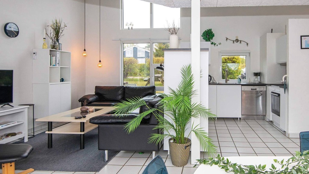 Øer Strand House | 10 person holiday home in Ebeltoft