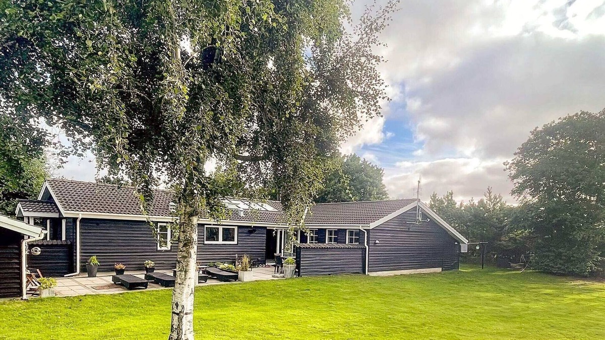 Blavand Strand House | 10 person holiday home in Blåvand