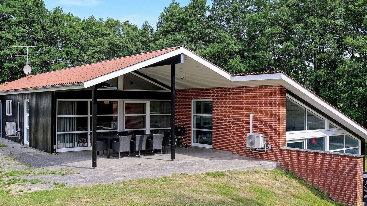 Nørre Hurup House | 10 person holiday home in Hadsund-By Traum