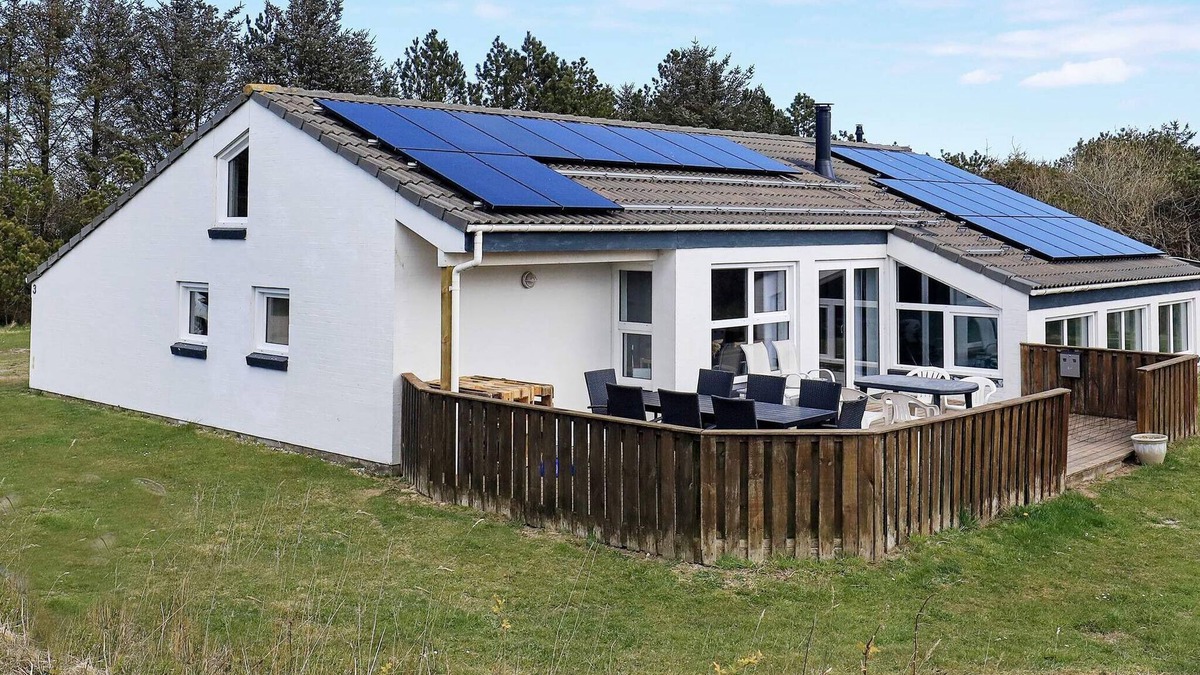 Lonstrup House | 10 person holiday home in Hjørring