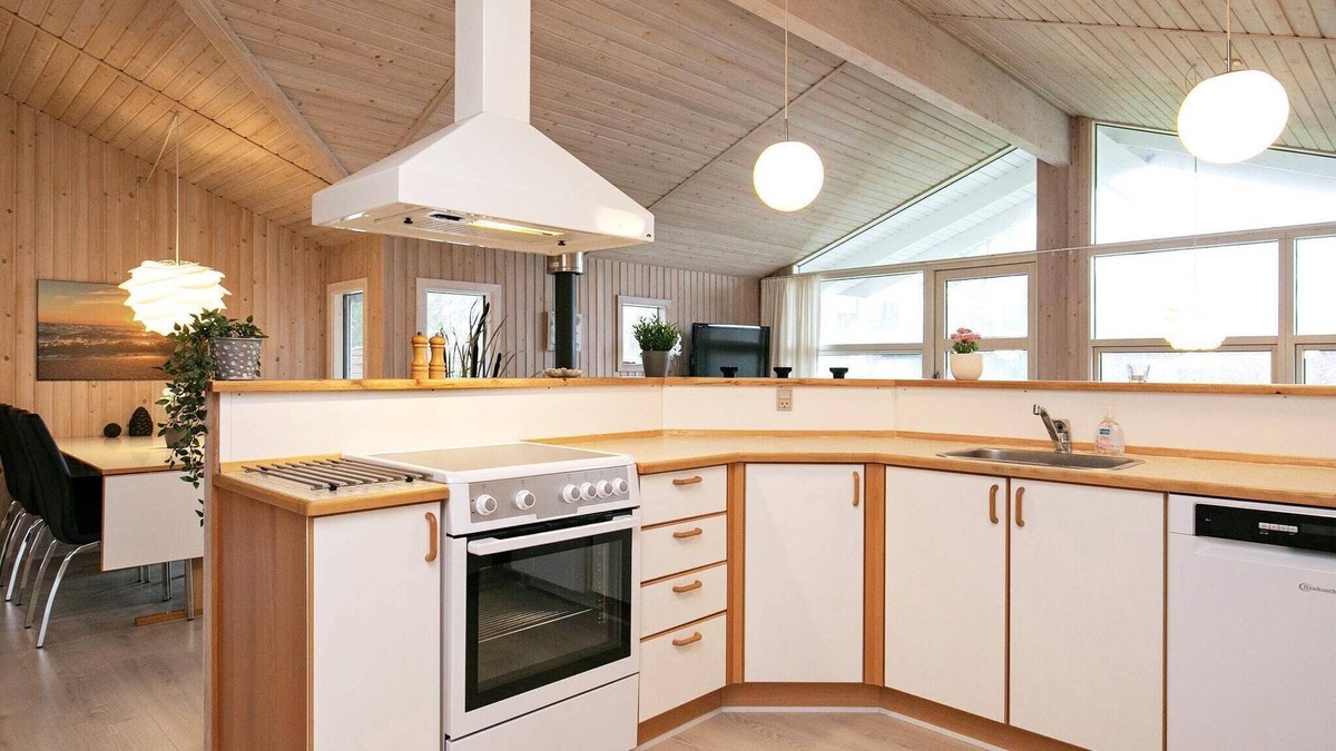 Ristinge House | 10 person holiday home in Humble