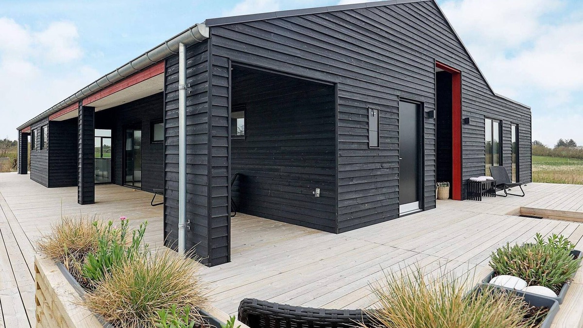 Nr. Lyngby House | 10 person holiday home in Løkken