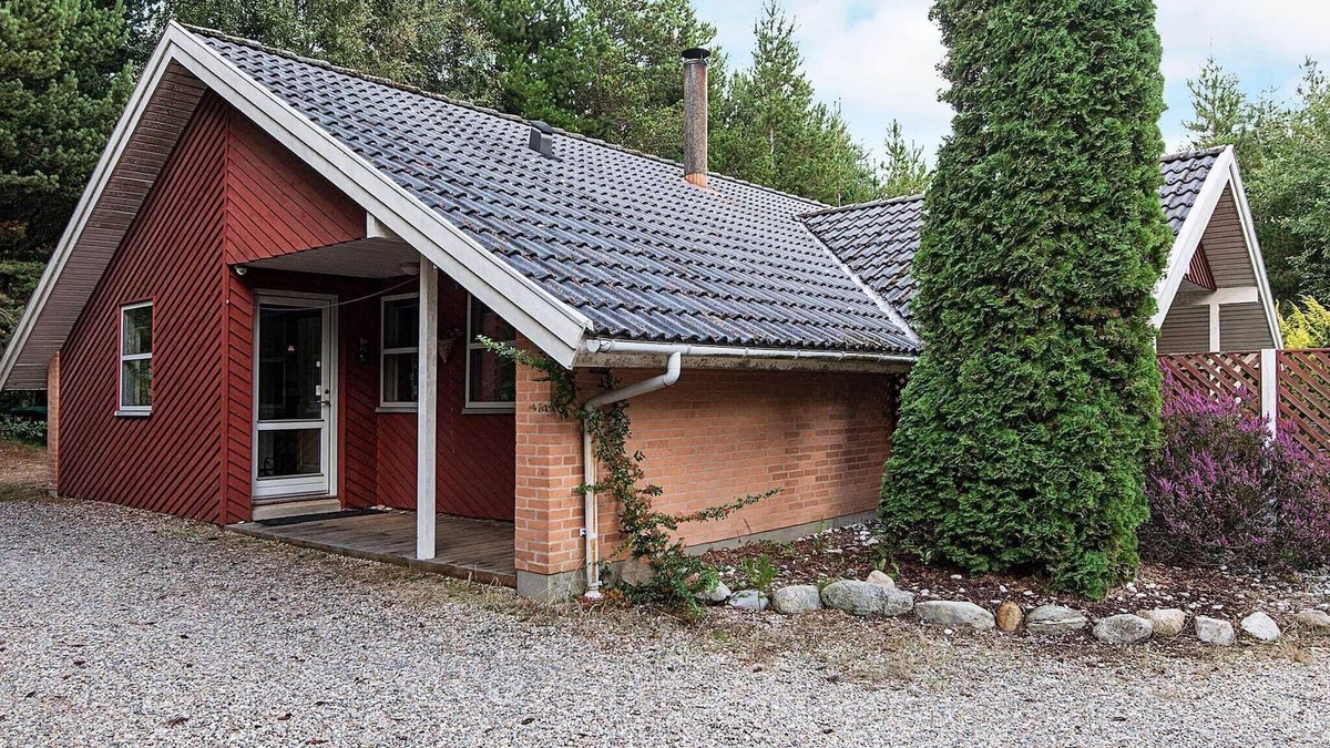 Henne House | 10 person holiday home in Henne
