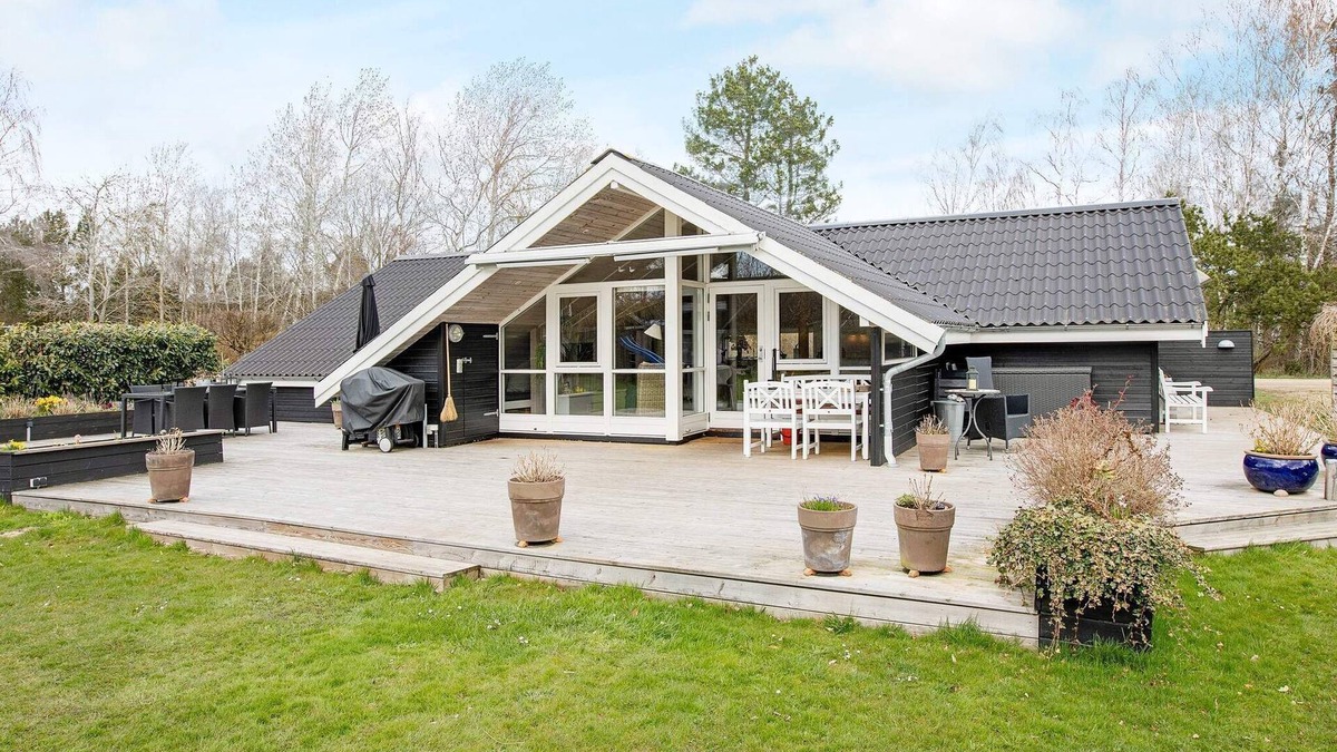 Stege House | 10 person holiday home in Stege