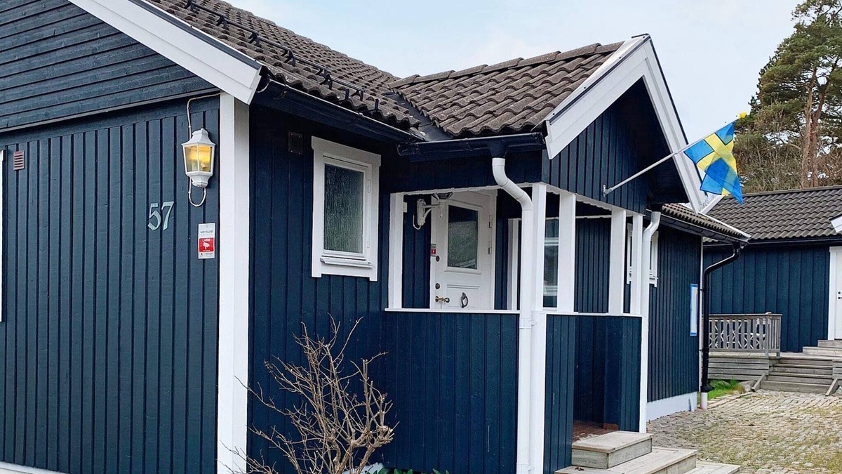 Ellos House | 10 person holiday home in ELLÖS