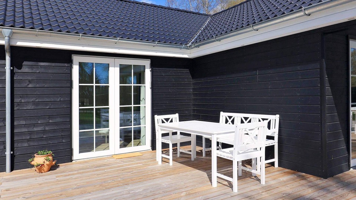 Hals House | 10 person holiday home in Hals