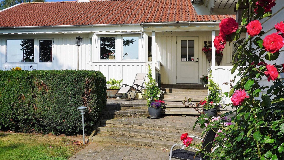 Asa House | 10 person holiday home in ÅSA