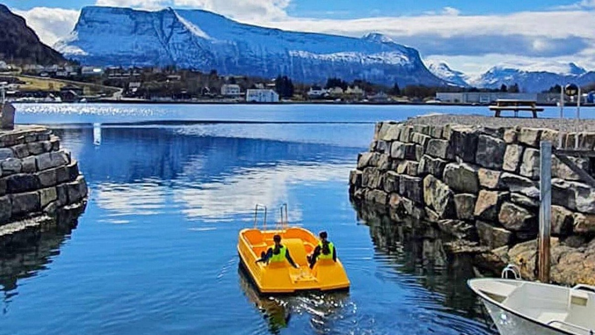 Midsund Municipality Apartment | 10 person holiday home in MIDSUND