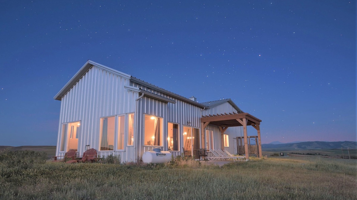 Walla Walla House | 100 Dreamy Acres.100 Mile Views. Night Skies.