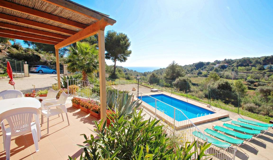 Benissa Coast Villa | 100 m² Villa ∙ 3 bedrooms ∙ 6 guests