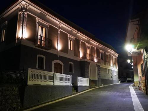 San Pietro al Tanagro Apartment | 100 m² Apartment ∙ 2 bedrooms ∙ 6 guests