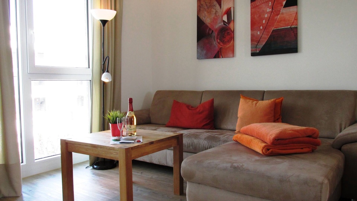 Wurster Nordseekuste Apartment | 100 m to the sea, family friendly, nonsmoker, apartment with dike view