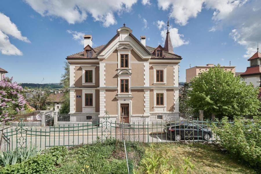 La Chaux-de-Fonds Apartment | 100 m² Apartment ∙ 3 bedrooms ∙ 6 guests