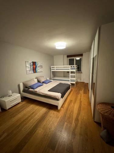 Schwabing Apartment | 100 m² Apartment ∙ 1 bedroom ∙ 1 guest