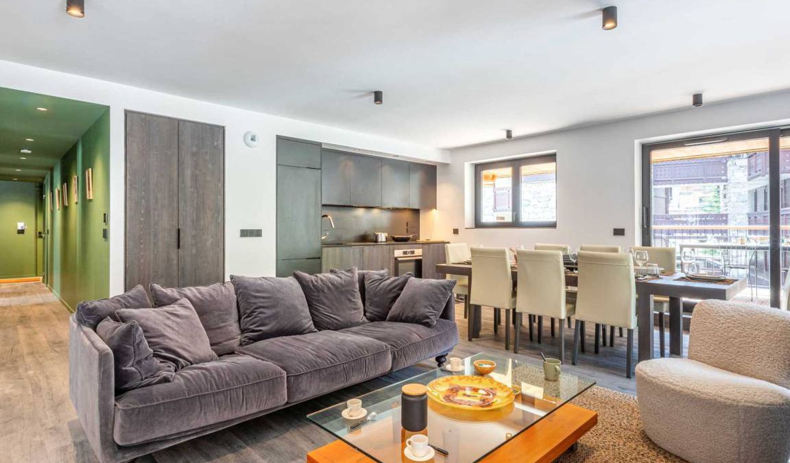 Val-d'Isere Apartment | 100 m² Apartment ∙ 4 bedrooms ∙ 8 guests