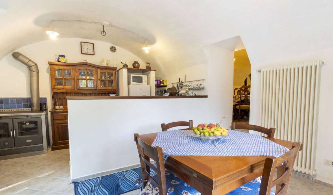 Morbegno Apartment | 100 m² Apartment ∙ 1 bedroom ∙ 4 guests