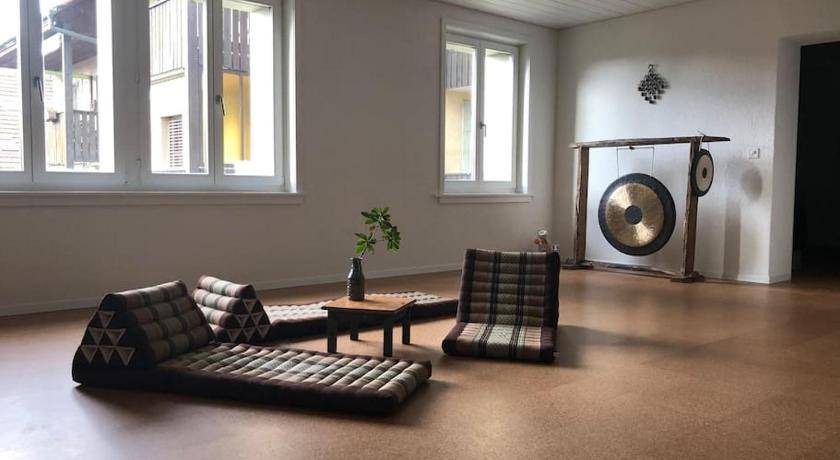 Burgdorf Apartment | 100 m² Apartment ∙ 1 bedroom ∙ 5 guests