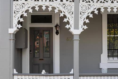 Launceston CBD Apartment | 100 m² Apartment ∙ 3 bedrooms ∙ 5 guests