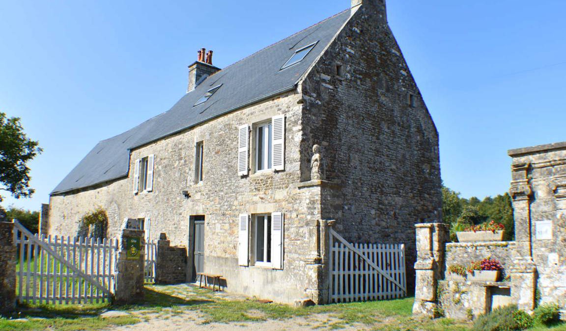 Barneville-Carteret House | 100 m² Gîte ∙ 2 bedrooms ∙ 5 guests