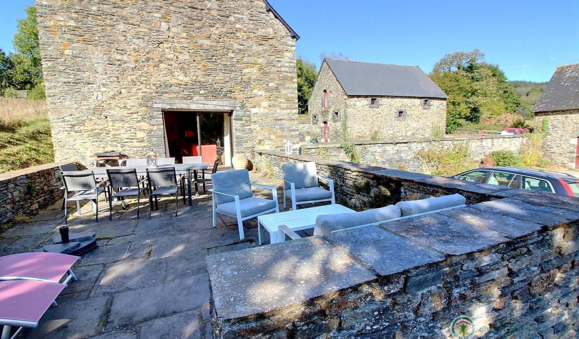 Mur-de-Bretagne House | 100 m² Gîte ∙ 3 bedrooms ∙ 7 guests
