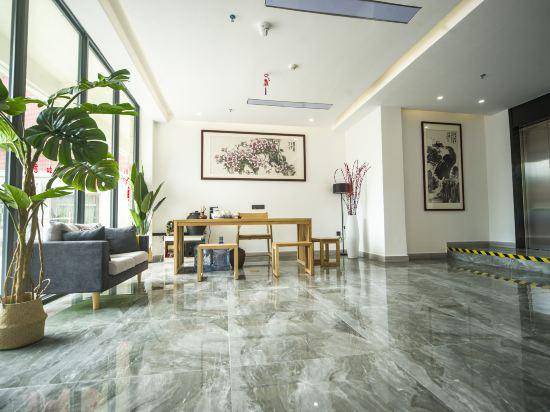 Hengqin Hotel | 100 m² Hotel ∙ 4 guests