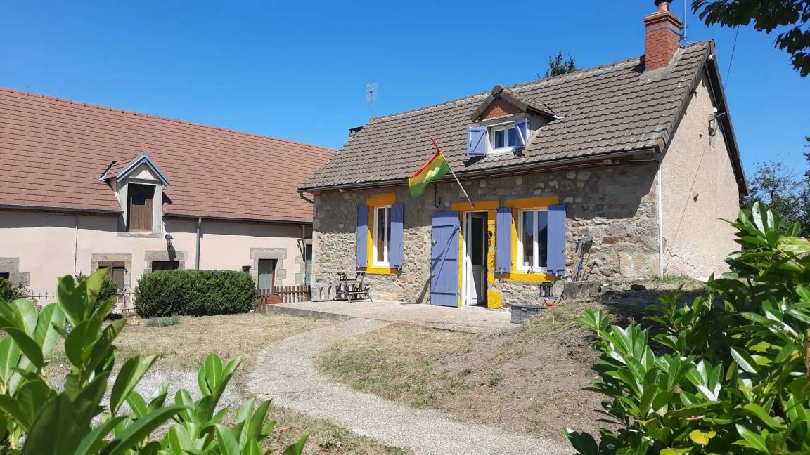 Beaune-d'Allier House | 100 m² House ∙ 2 bedrooms ∙ 5 guests