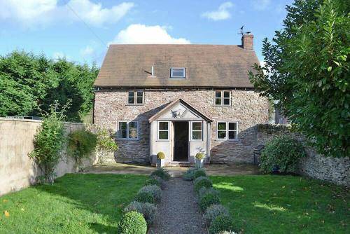 Little Cowarne House | 100 m² House ∙ 2 bedrooms ∙ 6 guests
