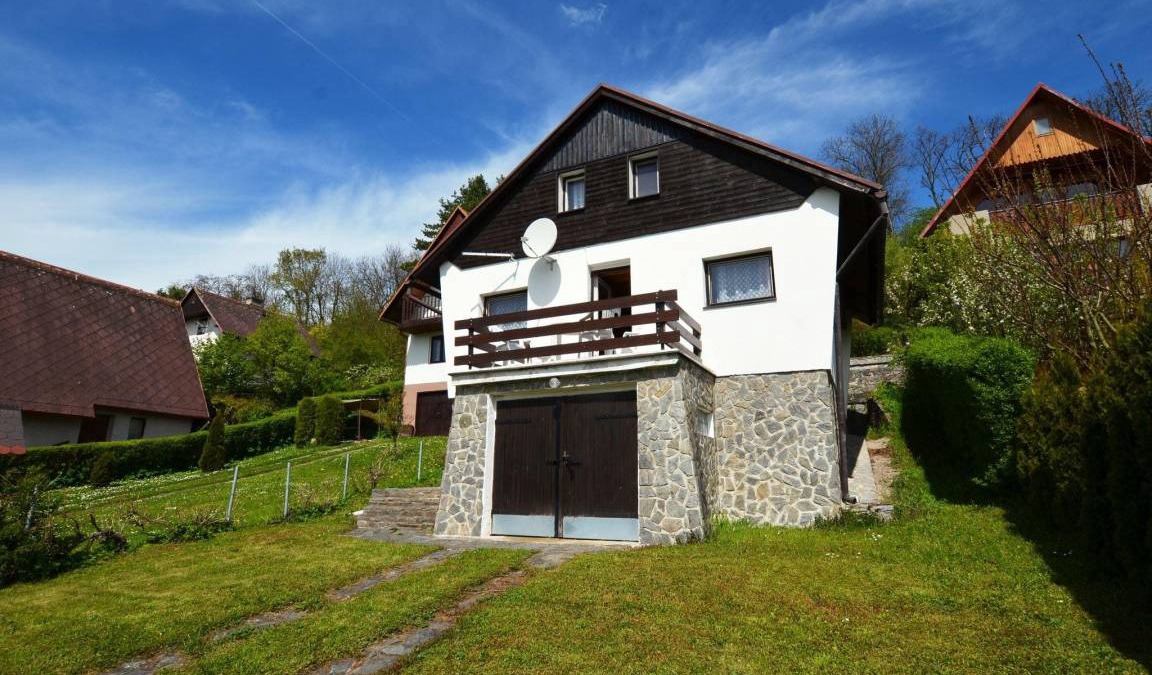 Pocedelice House | 100 m² House ∙ 3 bedrooms ∙ 6 guests