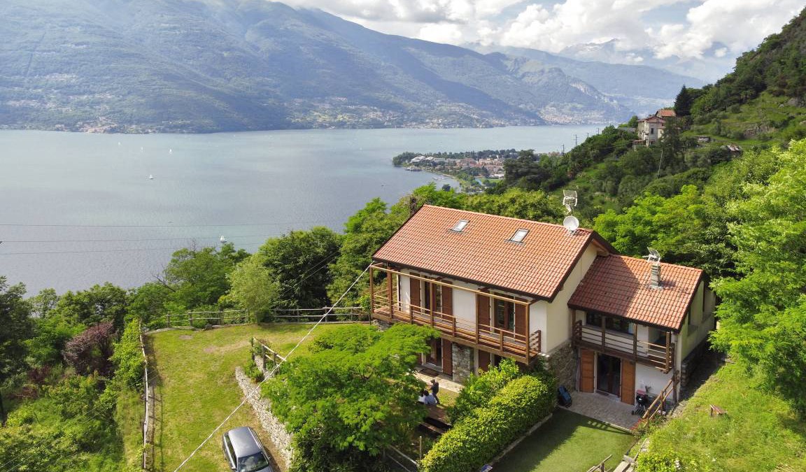 Bellano House | 100 m² House ∙ 3 bedrooms ∙ 7 guests