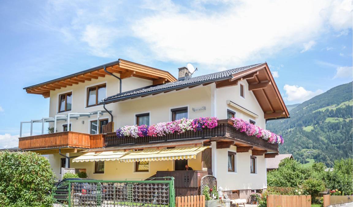 Finsing House | 100 m² Maisonette ∙ 4 bedrooms ∙ 8 guests