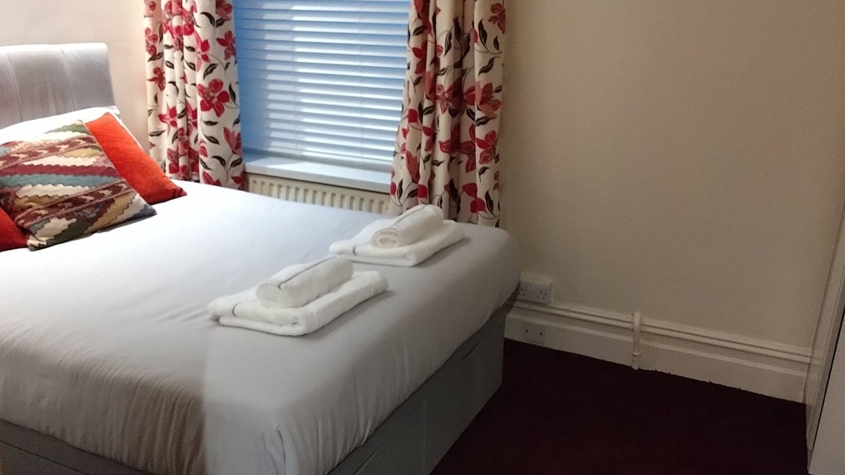 Bispham Apartment | 100 metres from the seafront. Comfortable 1 bed ground floor apartment.