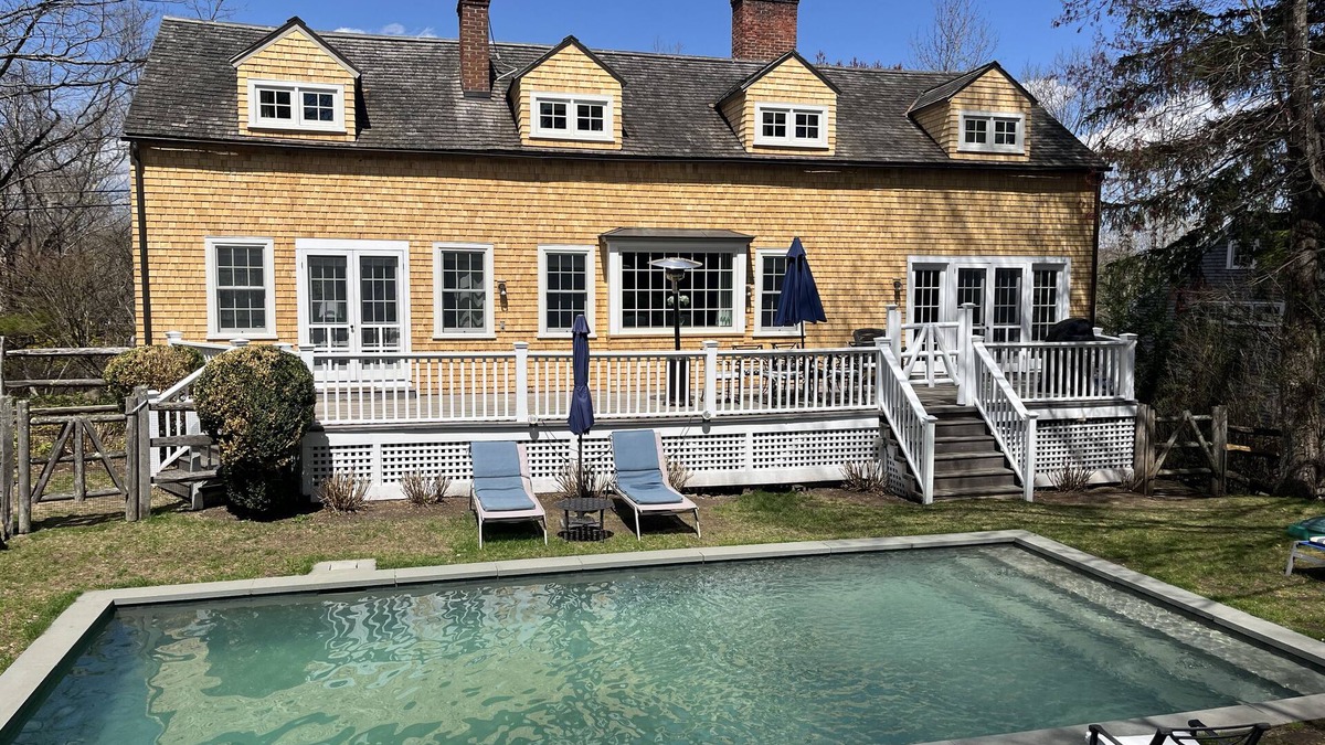 Lakeside Cottage | 100% WASHINGTON! PoshPadsCT "SHEARER"2HrsNYC, 3BR, Heated Pool, Ski, BBQ, 2FPs