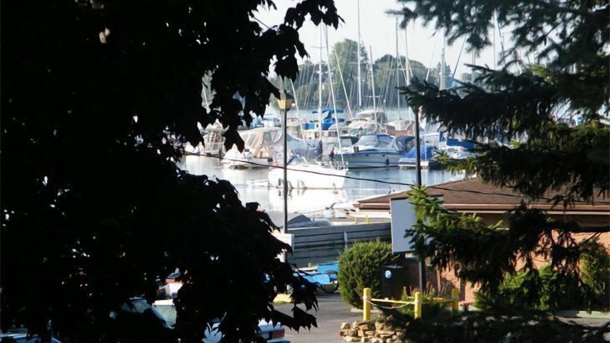 Gananoque Condo | 1000 Island Condo Getaway