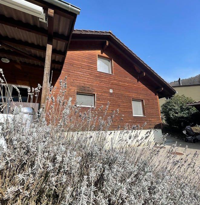 Biel House | 1000 m² House ∙ 3 bedrooms ∙ 8 guests