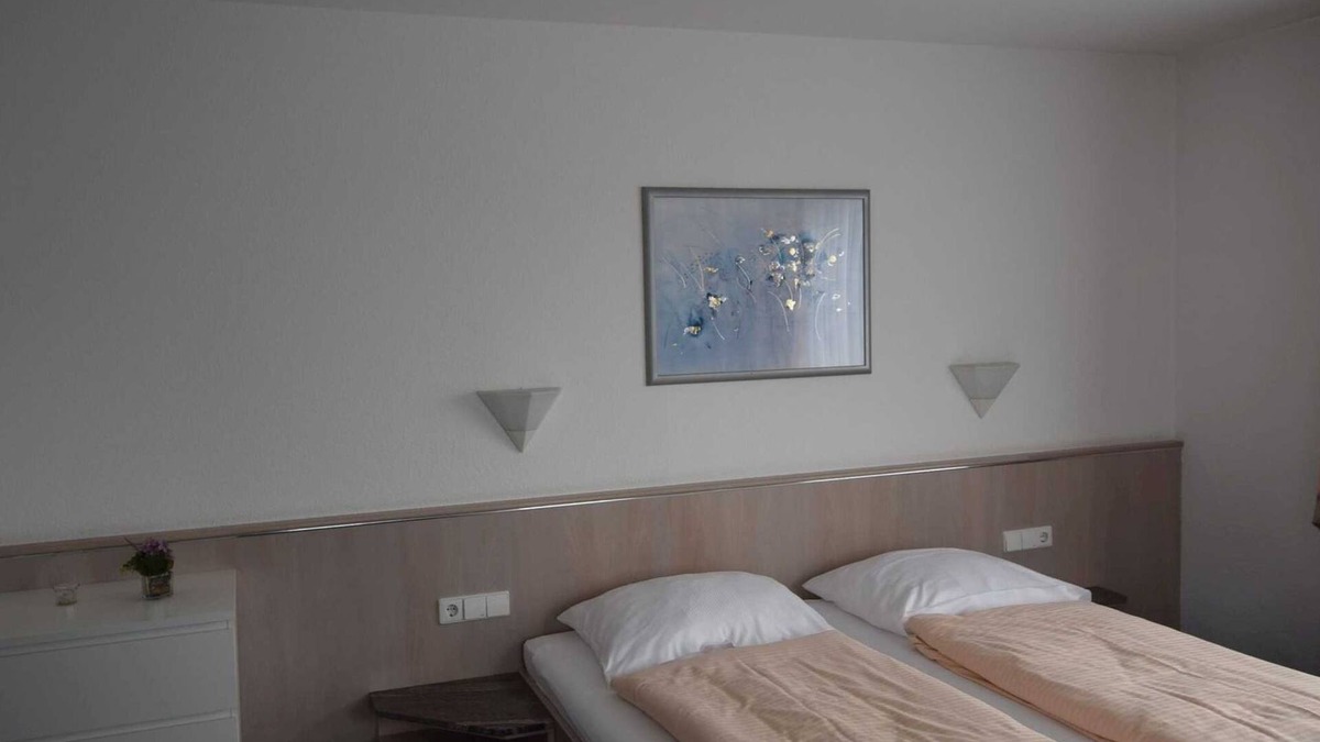 Sielmingen Apartment | 101 Doppelzimmer - Hotel Alena