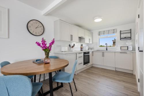 Dartmouth House | 101 Norton Park