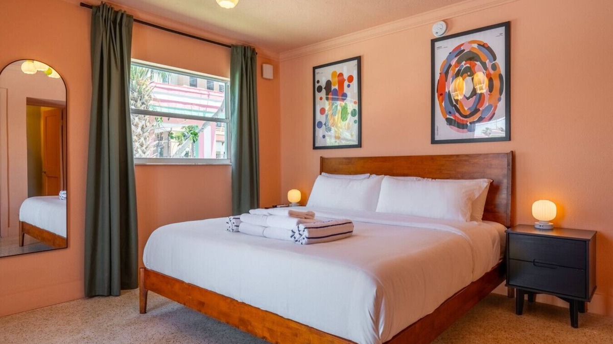 Bay Esplanade Apartment | 101 · ☀Pool✔ Beach✔ Self Checkin✔ Free Parking✔