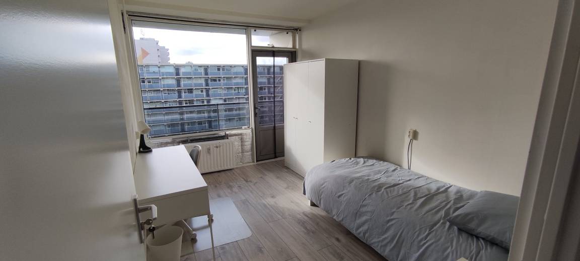 Municipality of Capelle aan den IJssel Resort | 104 m² Private room ∙ 1 bedroom ∙ 5 guests