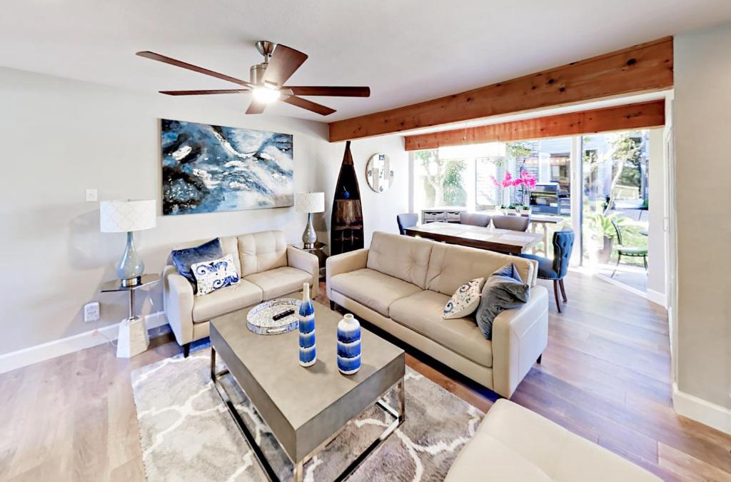 Lakeway Apartment | 104 World of Tennis Square #104