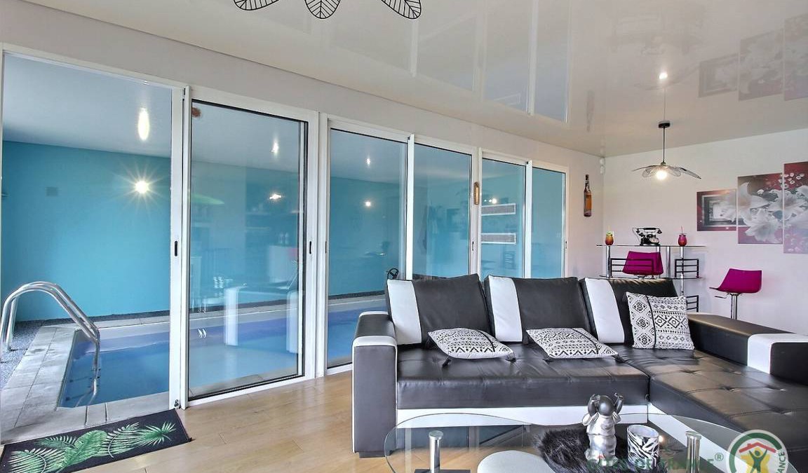 Plesidy House | 105 m² Gîte ∙ 1 bedroom ∙ 2 guests