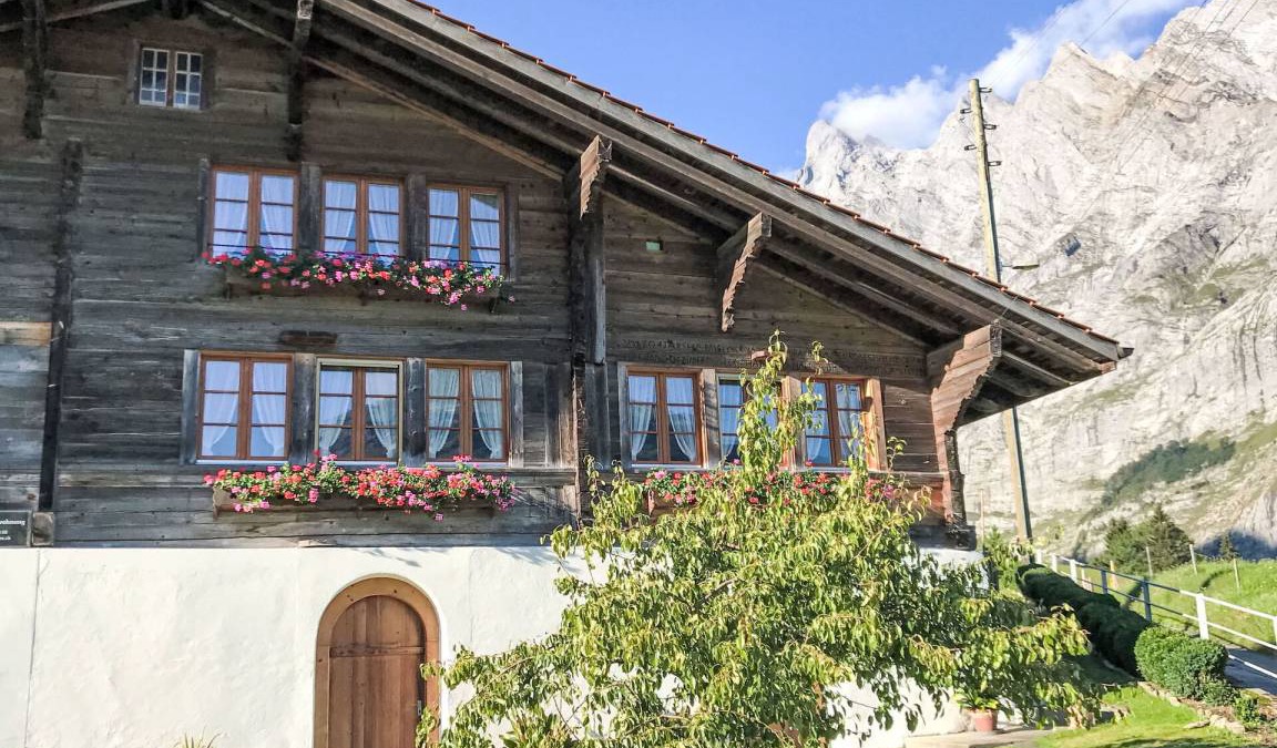 Innertkirchen Villa | 105 m² Villa ∙ 2 bedrooms ∙ 4 guests
