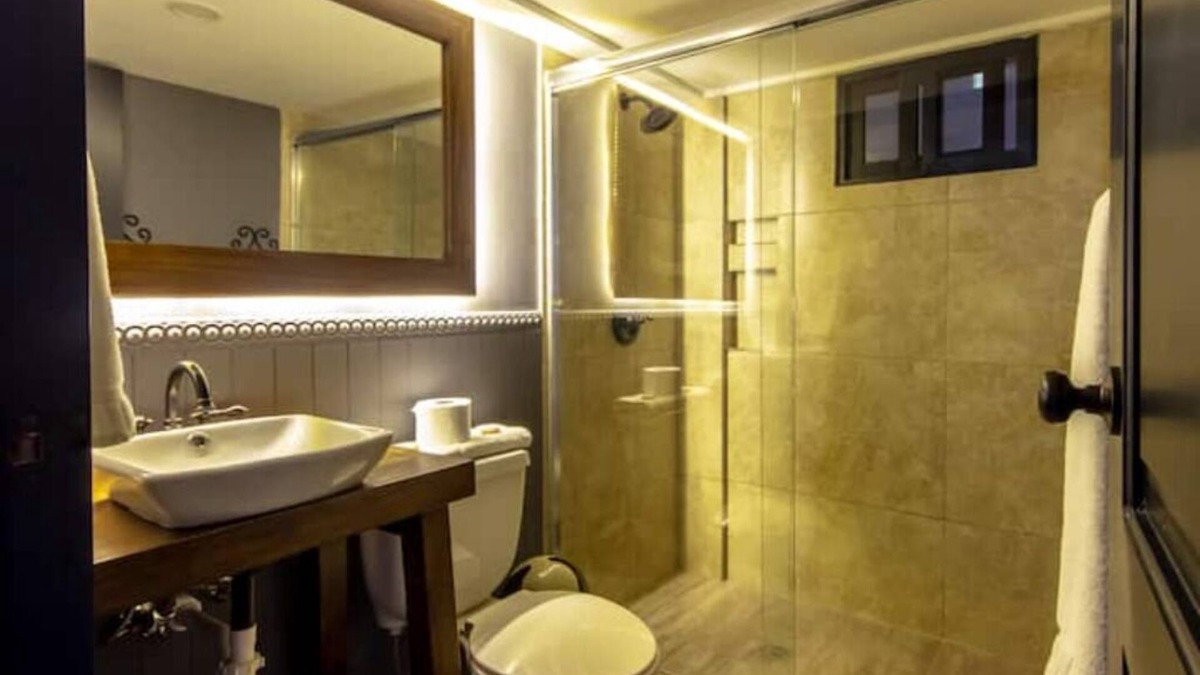 Urdesa Apartment | 108 Consulado USA *Parking* Loft Praga Apts 3 pax