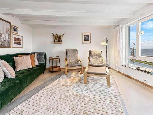 Midsund House | 108 m² House ∙ 3 bedrooms ∙ 6 guests