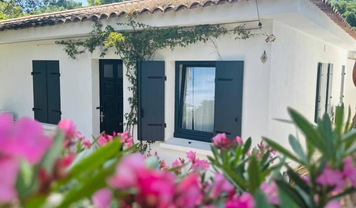 Plage de la Garonnette Villa | 108 m² Villa ∙ 4 bedrooms ∙ 9 guests