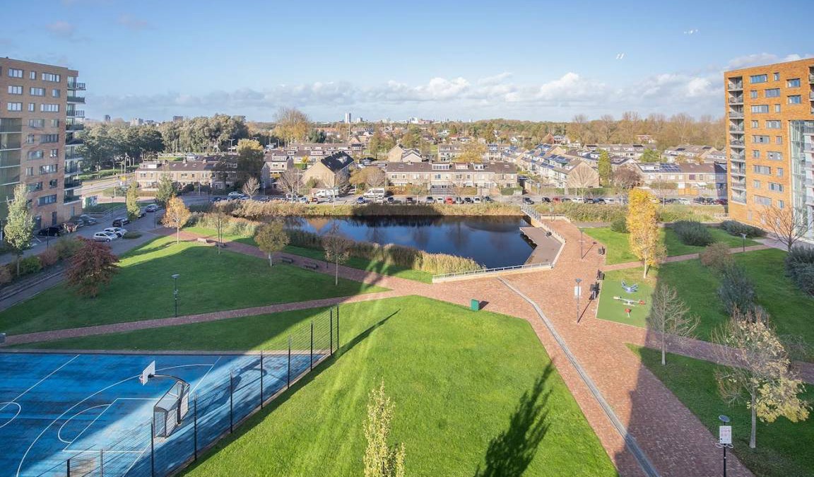 Municipality of Capelle aan den IJssel Resort | 108 m² Private room ∙ 1 bedroom ∙ 1 guest