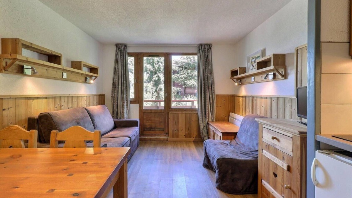 La Perriere Apartment | 10m from ski slopes, 9th floor, balcony, ski locker, 31m², La Tania