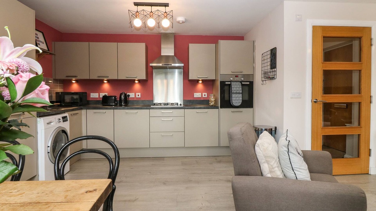 Banchory Cottage | 11 Ambleside Court