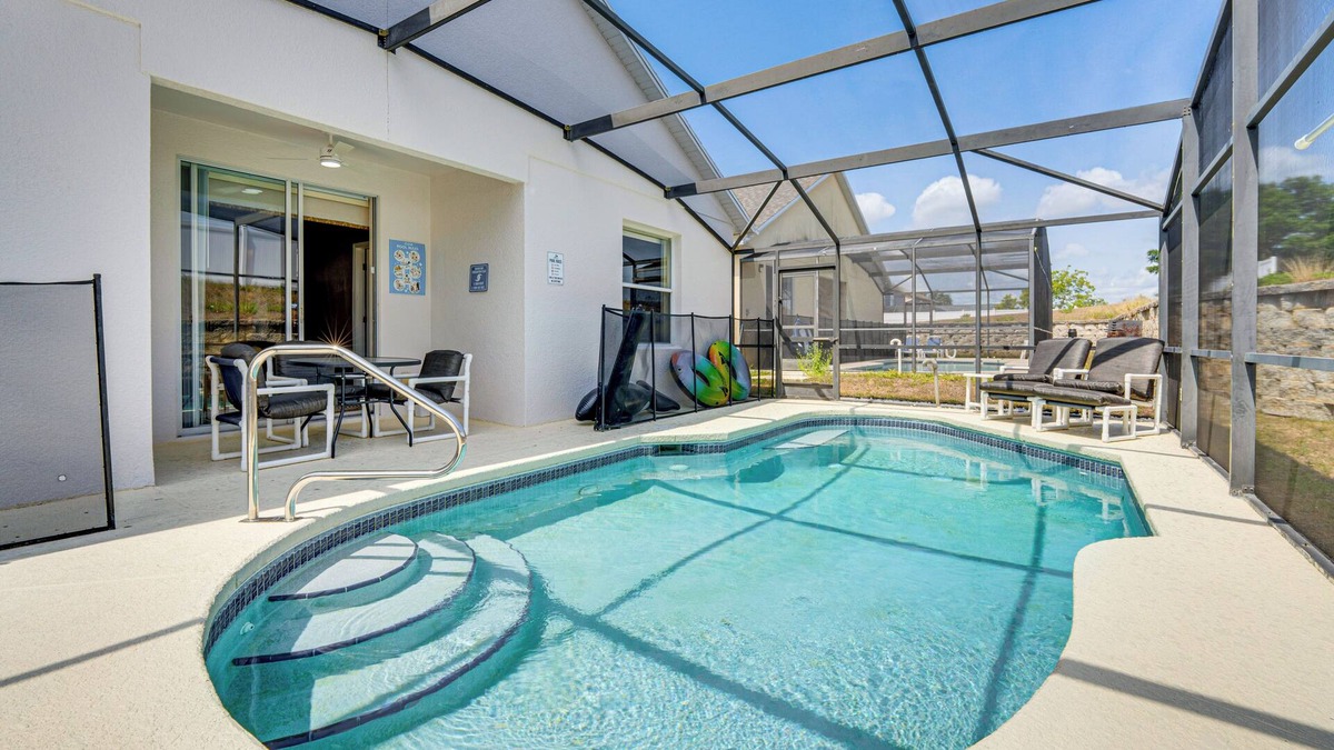 Sunset Ridge House | 11 Mi to Disney: Home w/Pool in Davenport!